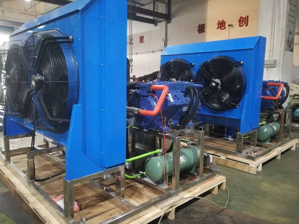 Australian customer tailor-made air cooling system, daily production of 5 tons of seawater ice machine.